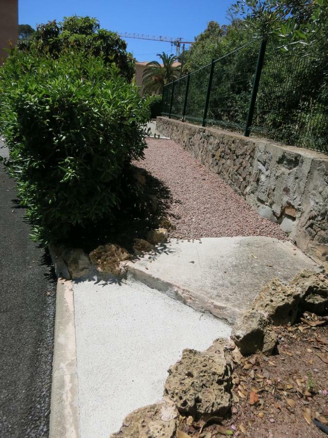 Joli Studio A Front De Mer Saint-Raphael  Luaran gambar
