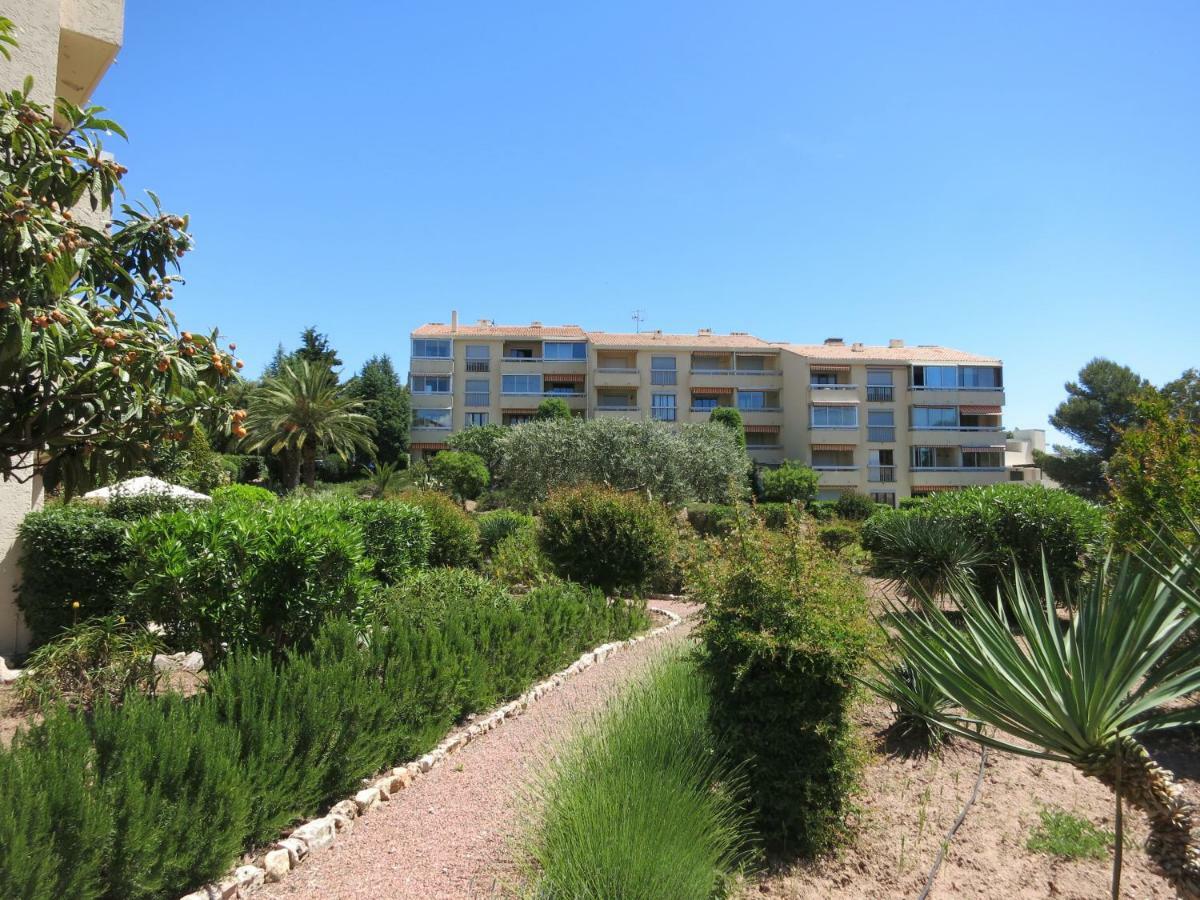 Joli Studio A Front De Mer Saint-Raphael  Luaran gambar
